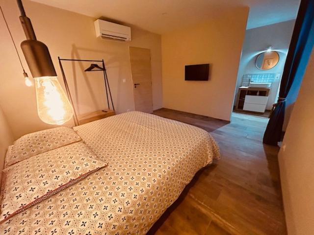 Gites Entre 2 Rives Montolieu Екстер'єр фото